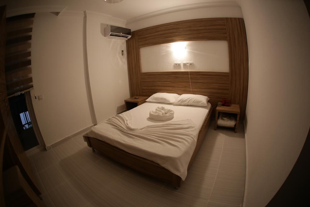 Araucaria Pension Antália Quarto foto
